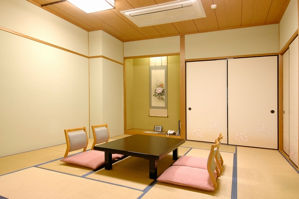 Japanese-style Rooms image2